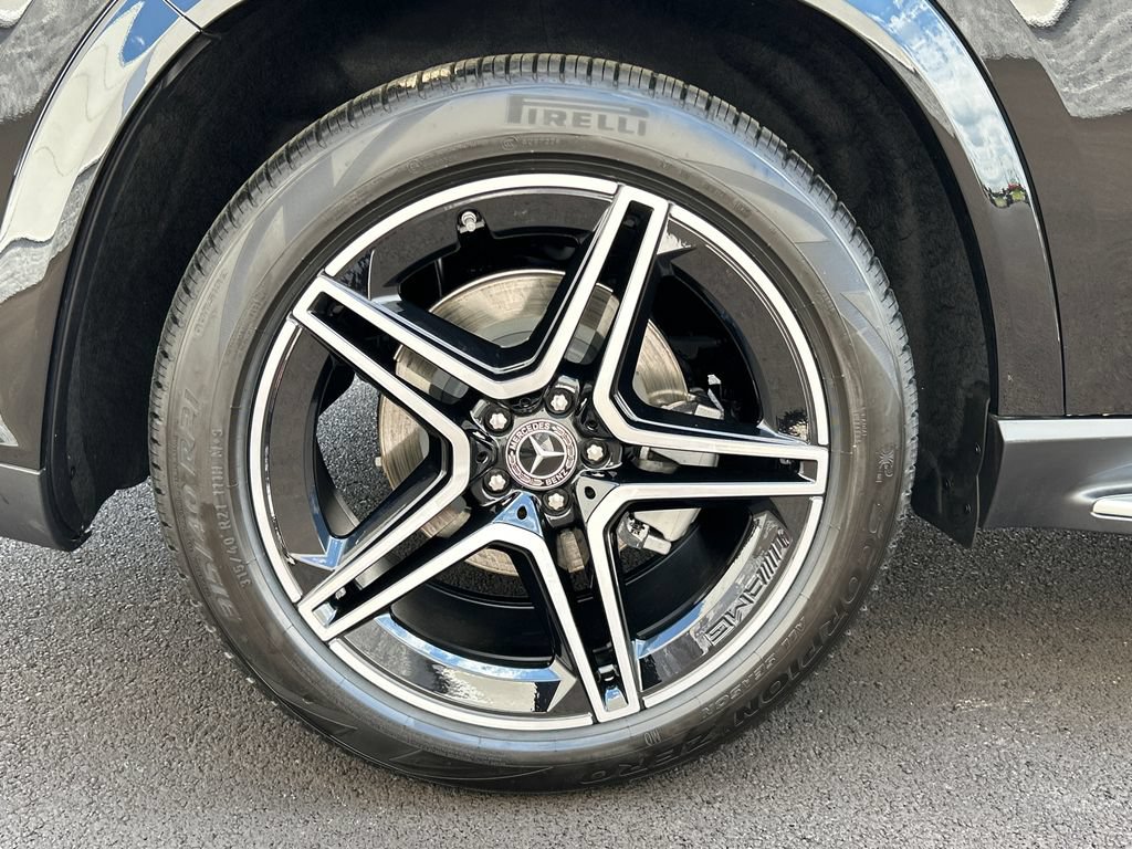 New 2026 Mercedes-Benz GLS 450 4MATIC image 38