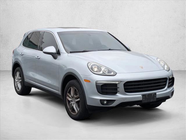 Used 2016 Porsche Cayenne AWD/4WD image 3