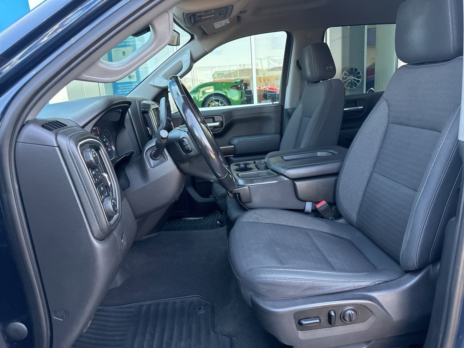 Used 2019 Chevrolet Silverado 1500 LT w/ All-Star Edition AWD/4WD image 19