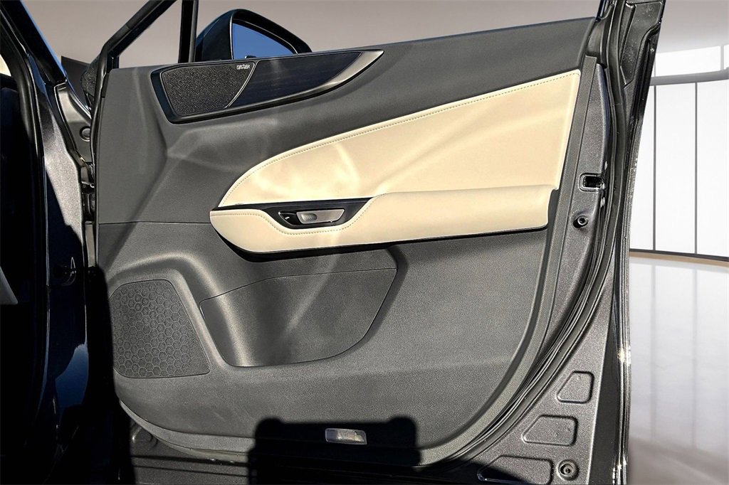 Used 2025 Lexus NX 300h AWD w/ Accessory Package (2T) image 19