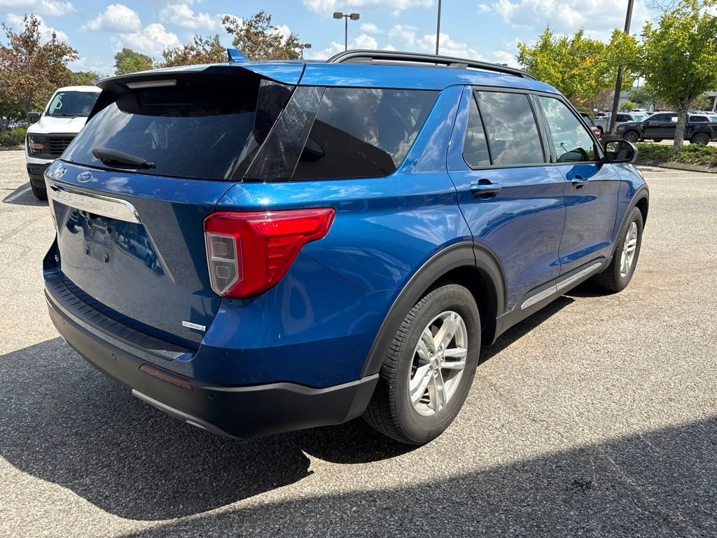 Used 2020 Ford Explorer XLT w/ Equipment Group 202A RWD image 11