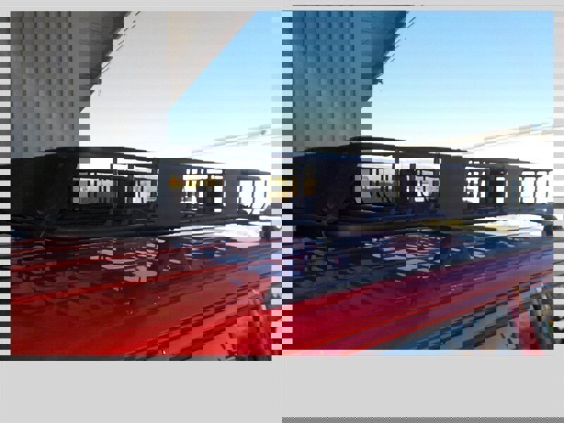 Used 2000 Jeep Cherokee Sport image 8