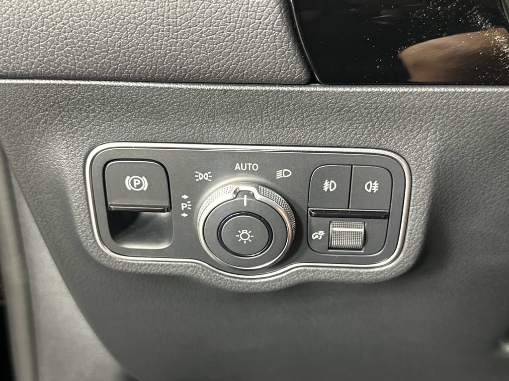 Certified 2026 Mercedes-Benz GLA 250 image 31