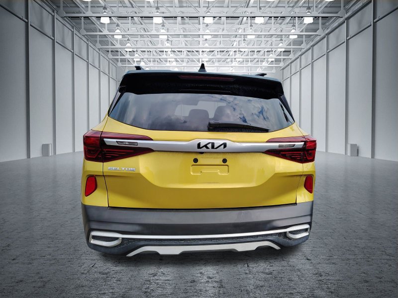 Used 2022 Kia Seltos SX AWD/4WD image 5
