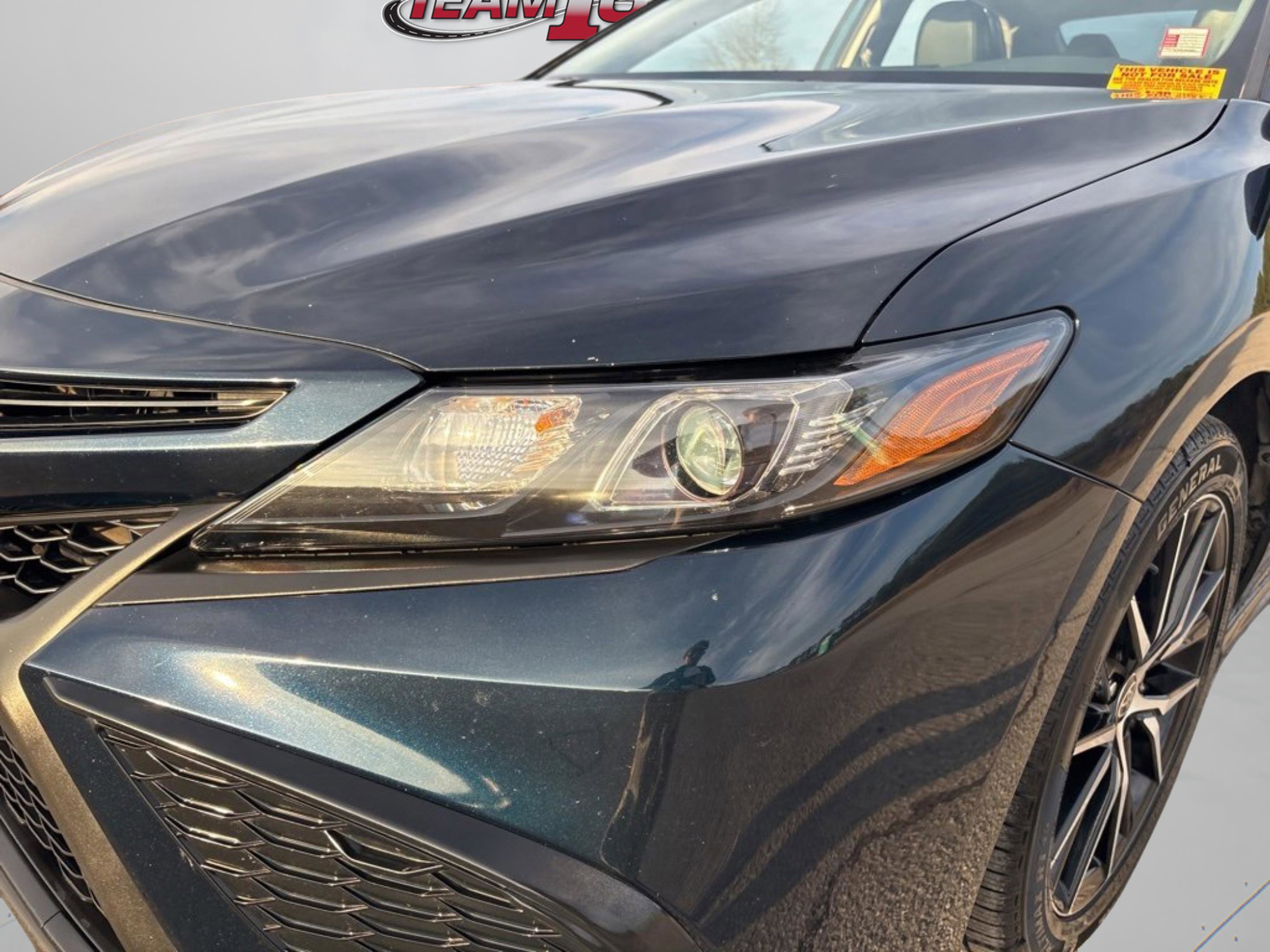 Used 2021 Toyota Camry SE image 38