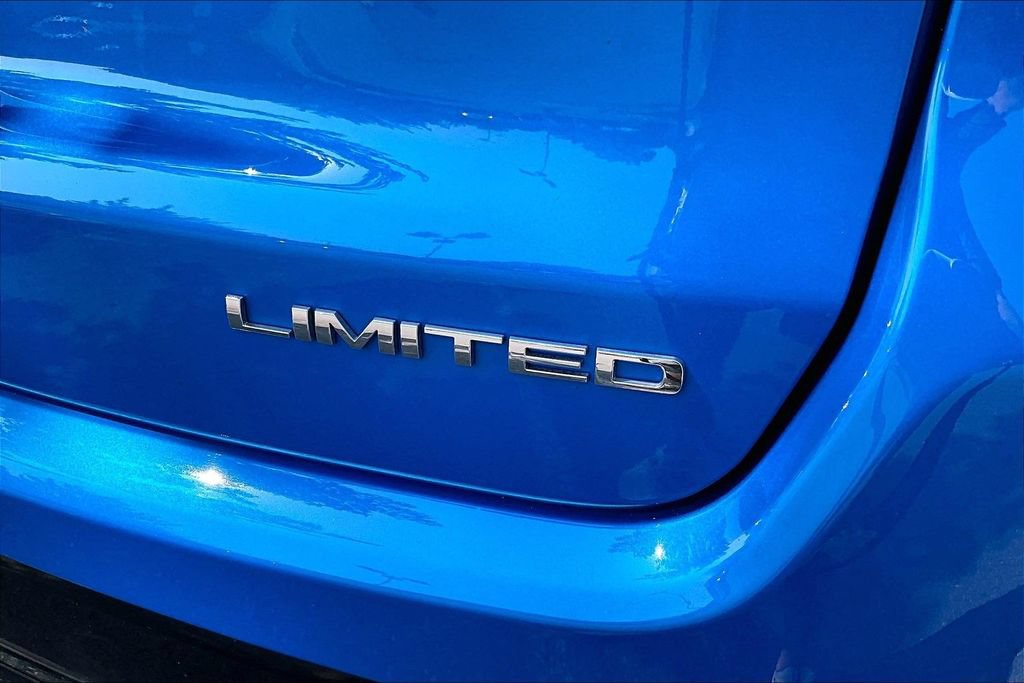 Used 2022 Jeep Compass Limited w/ Elite Group AWD/4WD image 24