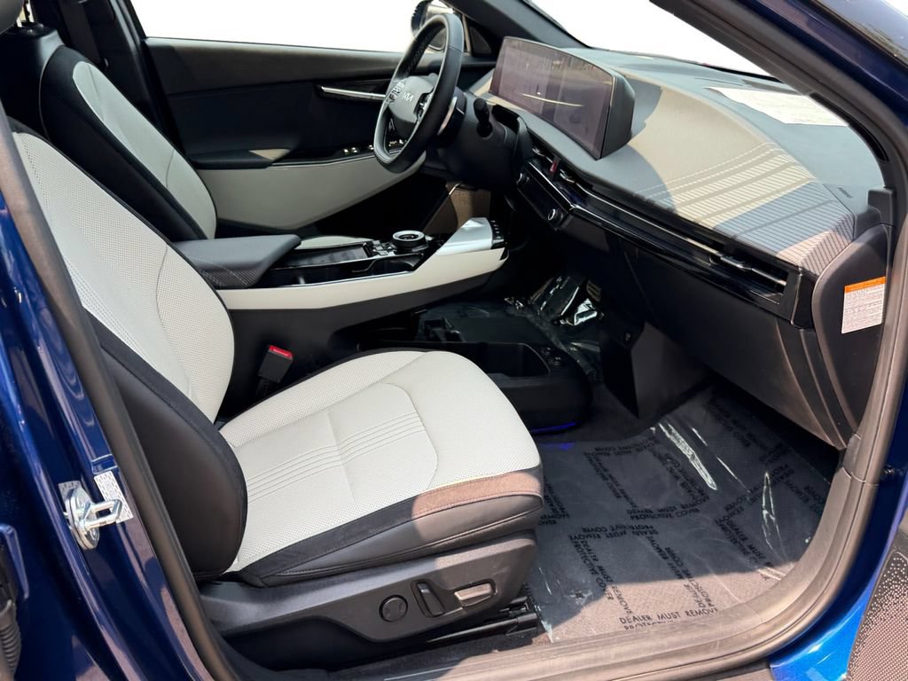 Certified 2023 Kia EV6 GT-Line w/ GT-Line White Seat Package AWD/4WD image 9