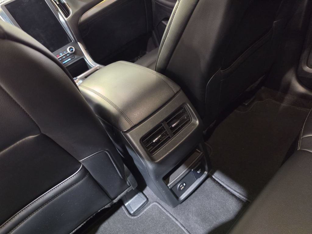 Used 2022 Ford Edge SEL w/ Convenience Package AWD/4WD image 21