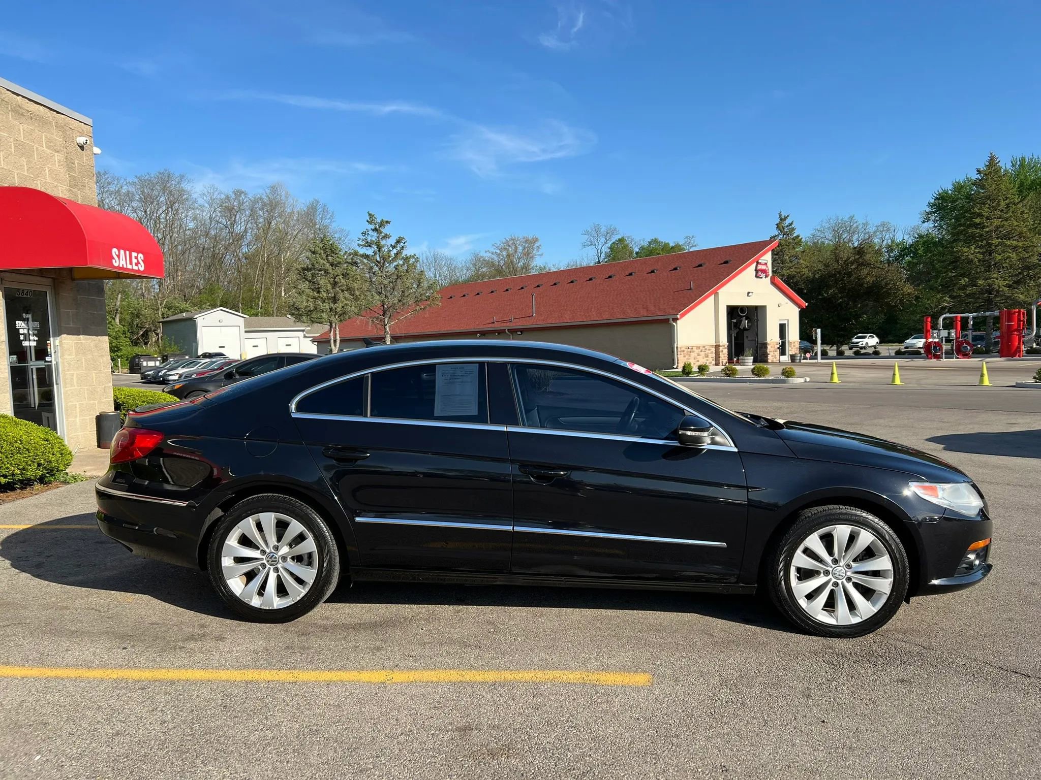 Used 2009 Volkswagen CC Sport FWD image 4