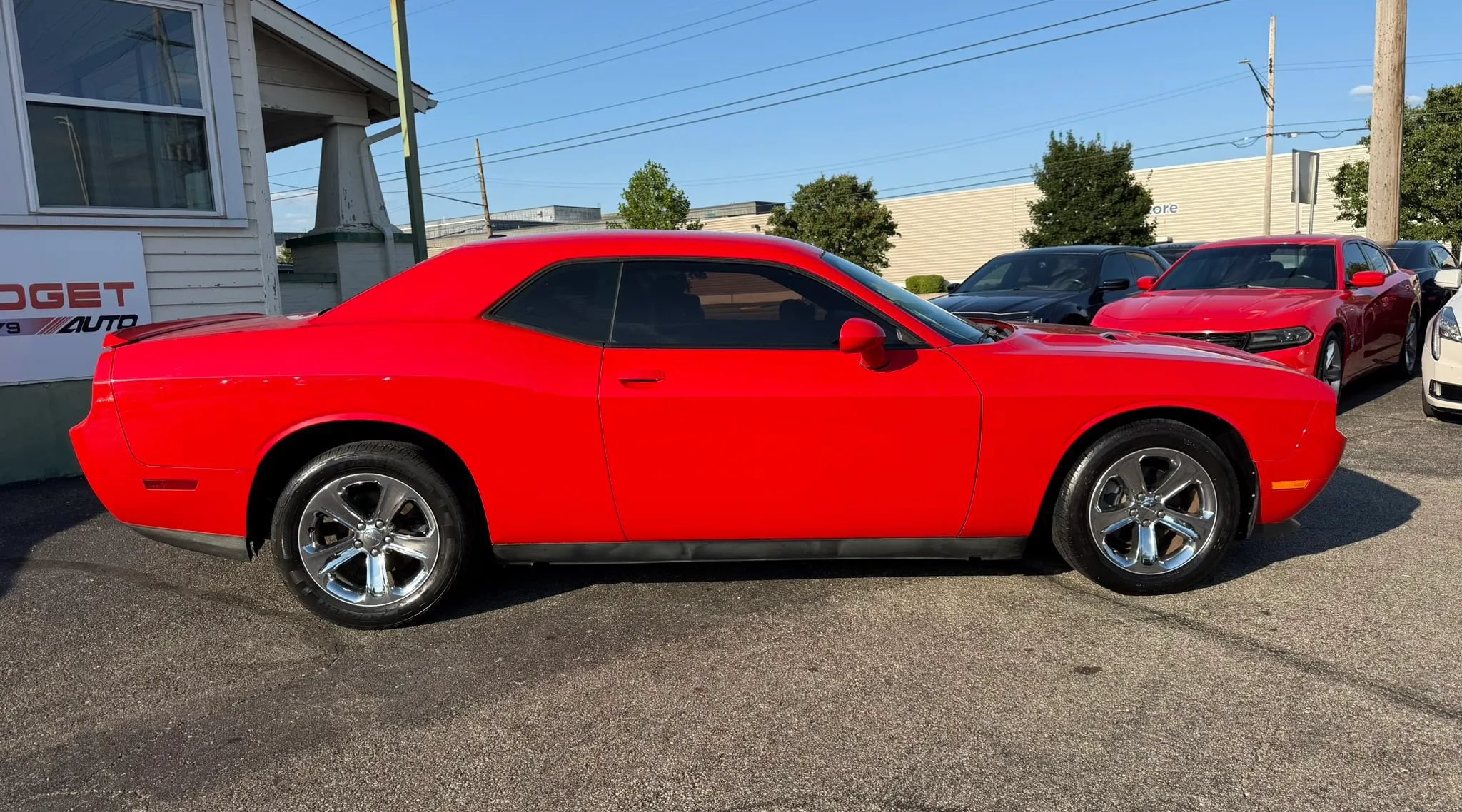 Used 2014 Dodge Challenger SXT w/ Sport Appearance Package RWD image 6