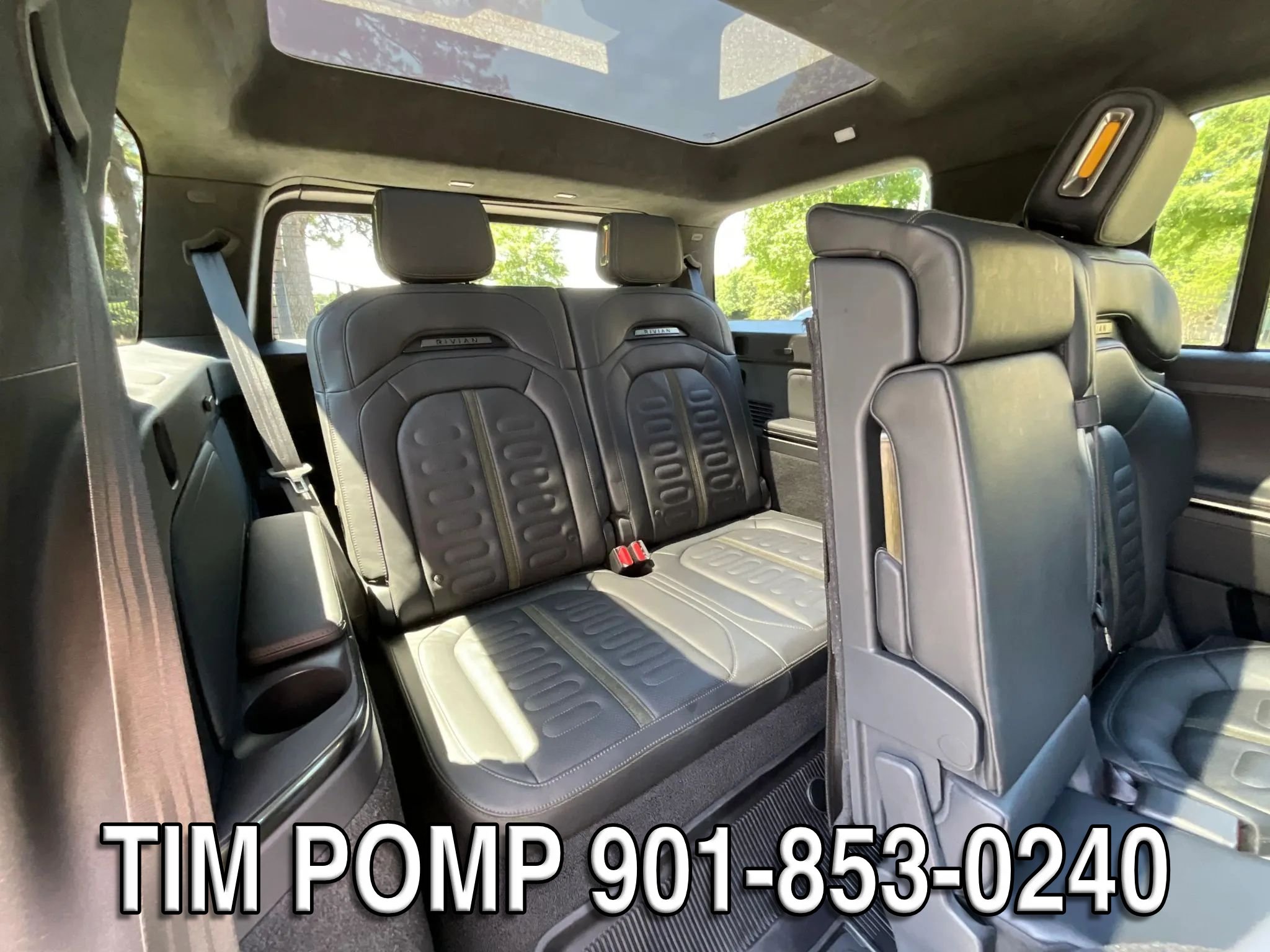 Used 2023 Rivian R1S Adventure AWD/4WD image 20