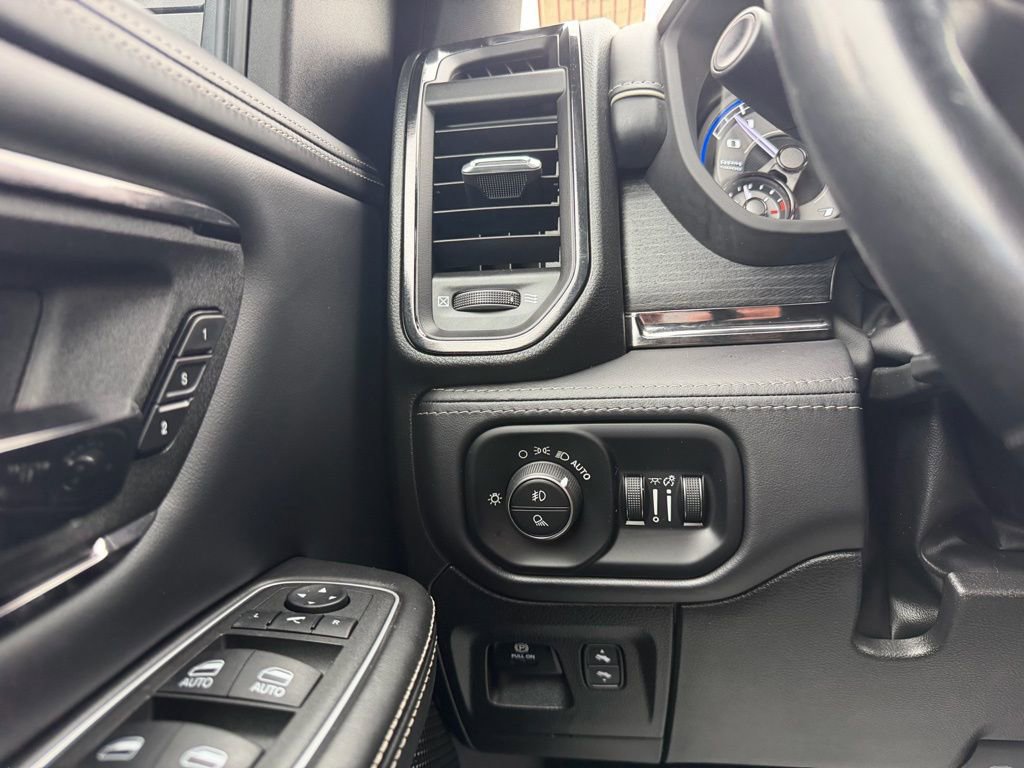 Used 2022 RAM 1500 Limited w/ Bed Utility Group image 19