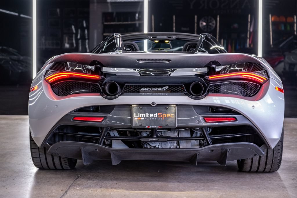 Used 2020 McLaren 720S Spider RWD image 5
