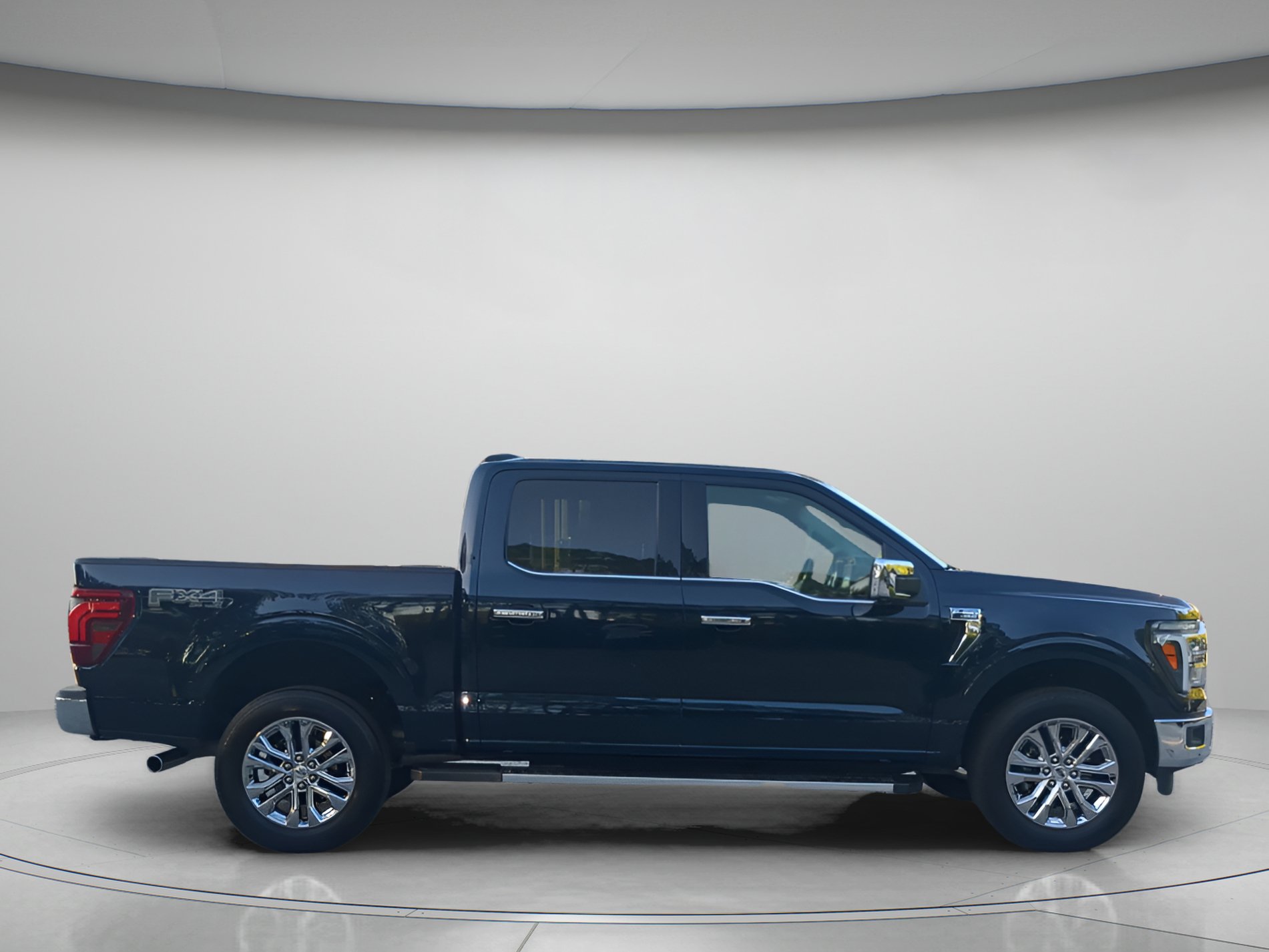 Certified 2025 Ford F150 Lariat w/ Equipment Group 501A Mid AWD/4WD image 39