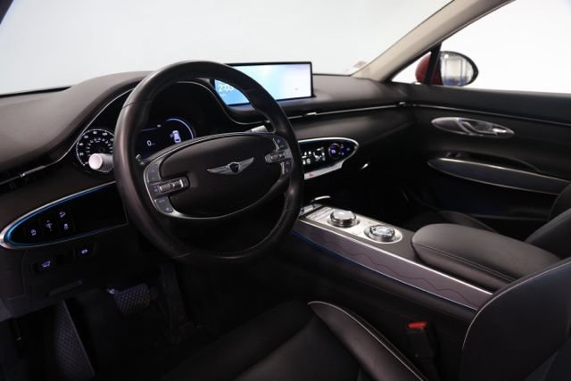 Used 2023 Genesis GV70 2.5T w/ Advanced Package AWD/4WD image 18