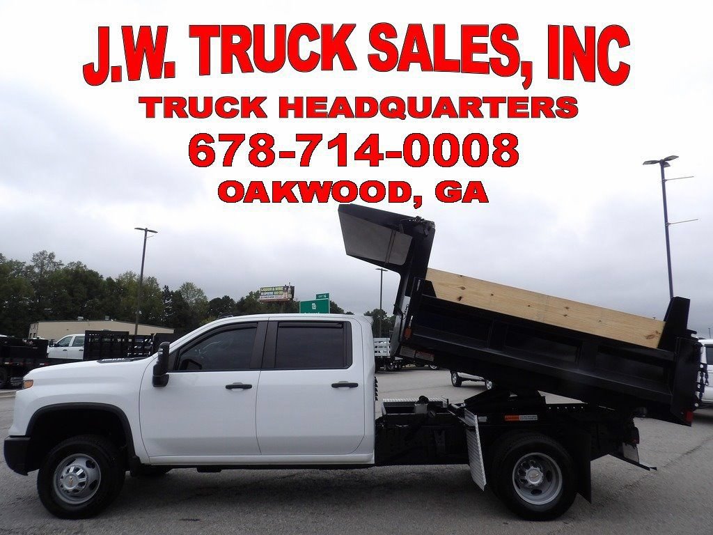 Used 2024 Chevrolet Silverado 3500 W/T w/ WT Convenience Package AWD/4WD image 2