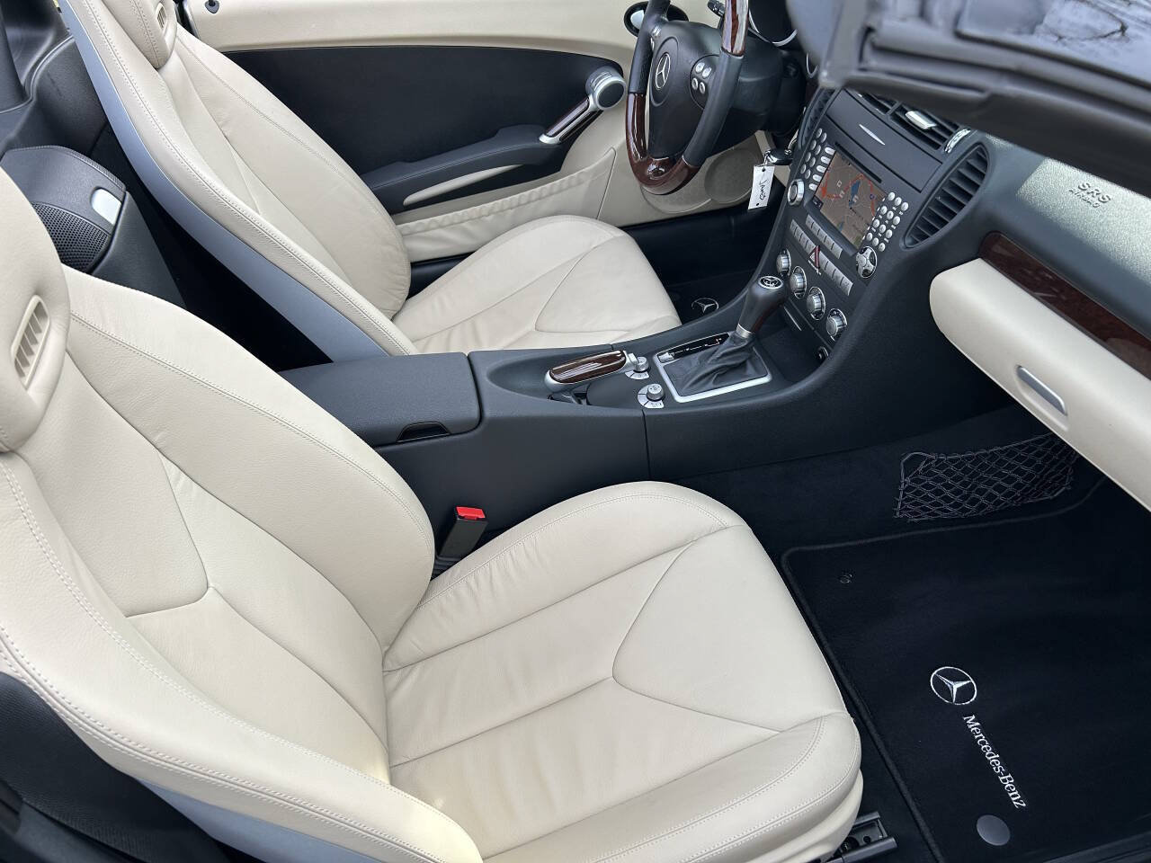 Used 2007 Mercedes-Benz SLK 350 image 11