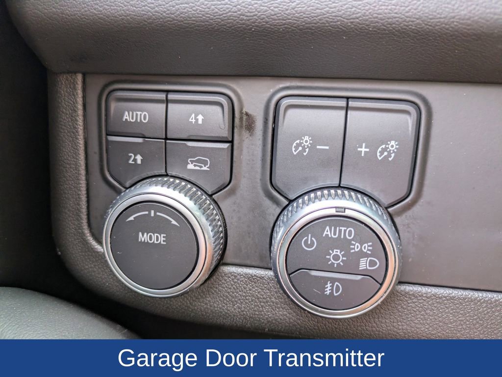 Used 2023 GMC Yukon SLT image 29