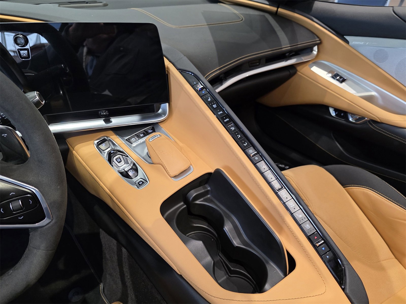 Used 2020 Chevrolet Corvette Stingray Preferred Cpe w/ 2LT Preferred Equipment Group image 18