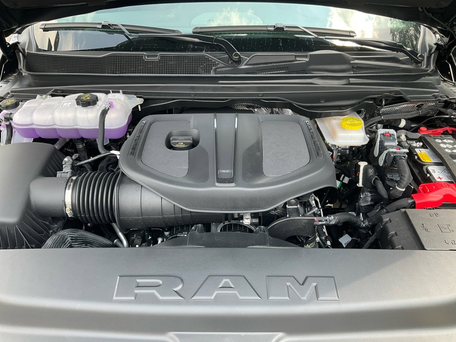 New 2026 RAM 1500 Laramie w/ Night Edition image 37