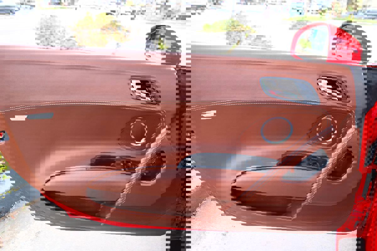 Used 2011 Audi R8 V10 image 43