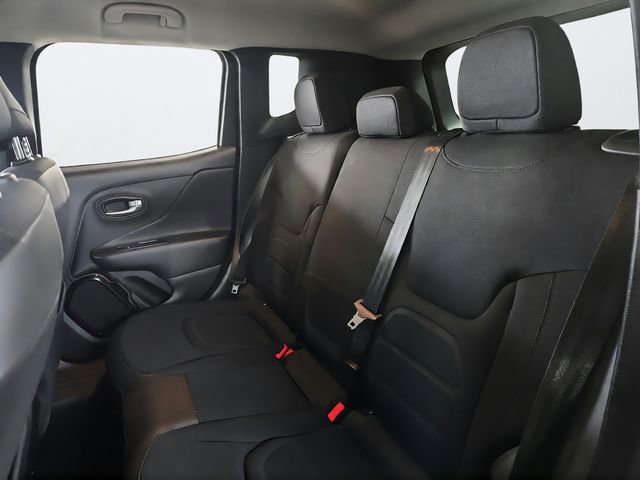 Used 2017 Jeep Renegade Altitude AWD/4WD image 17