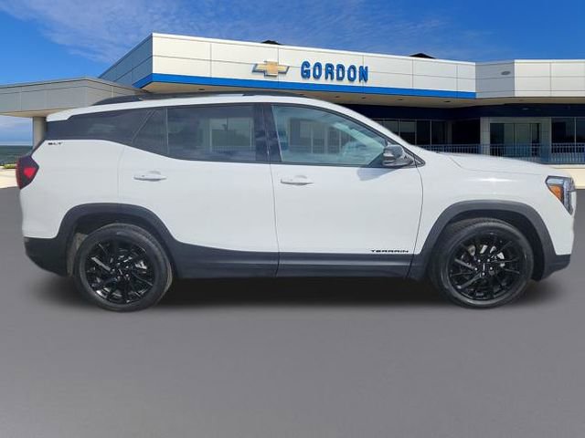 Used 2023 GMC Terrain SLT w/ Tech Package image 7