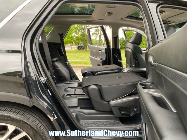 Used 2024 Hyundai Palisade Limited AWD/4WD image 42