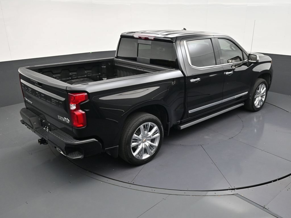 Used 2024 Chevrolet Silverado 1500 High Country AWD/4WD image 17