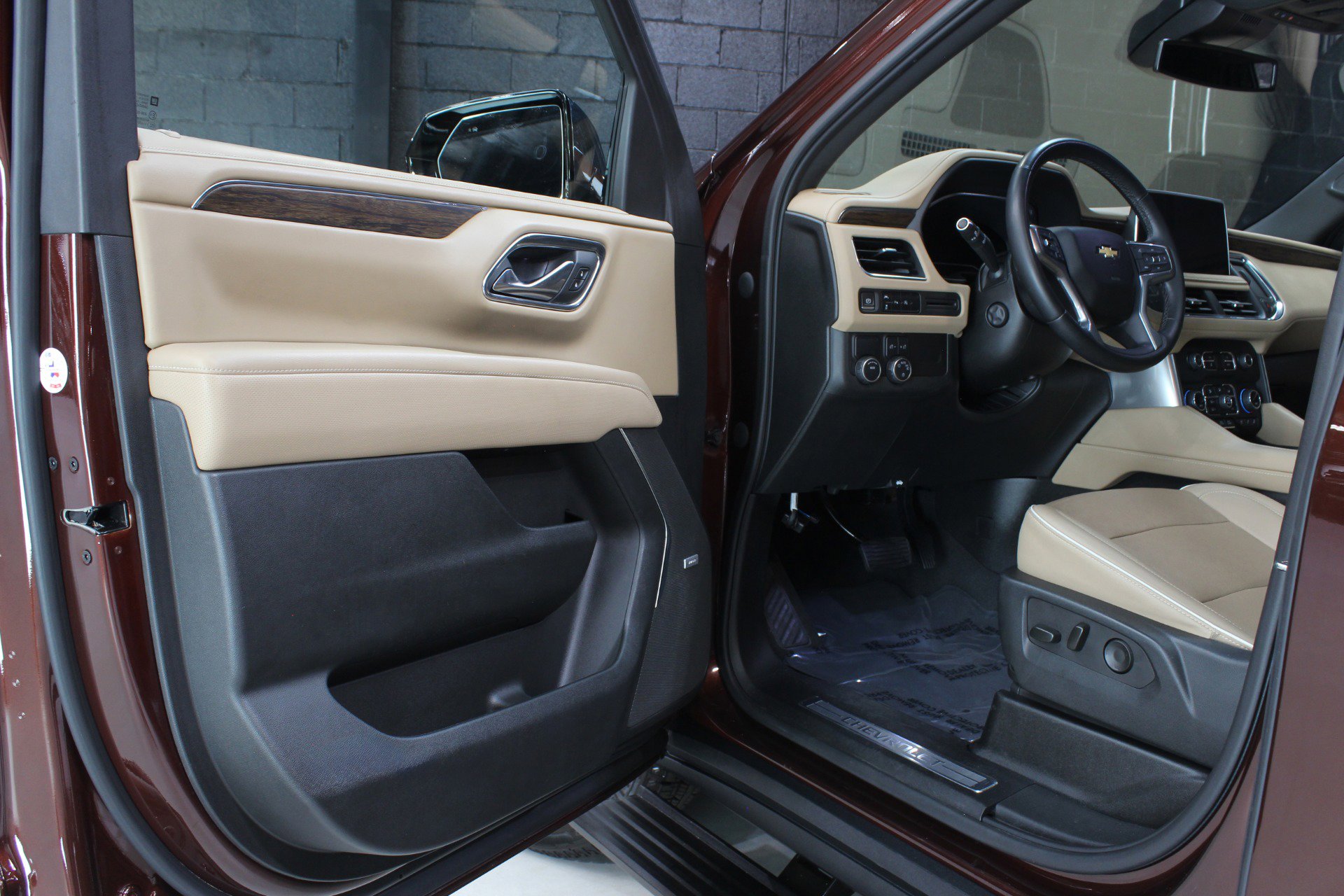 Used 2023 Chevrolet Tahoe Premier RWD image 29