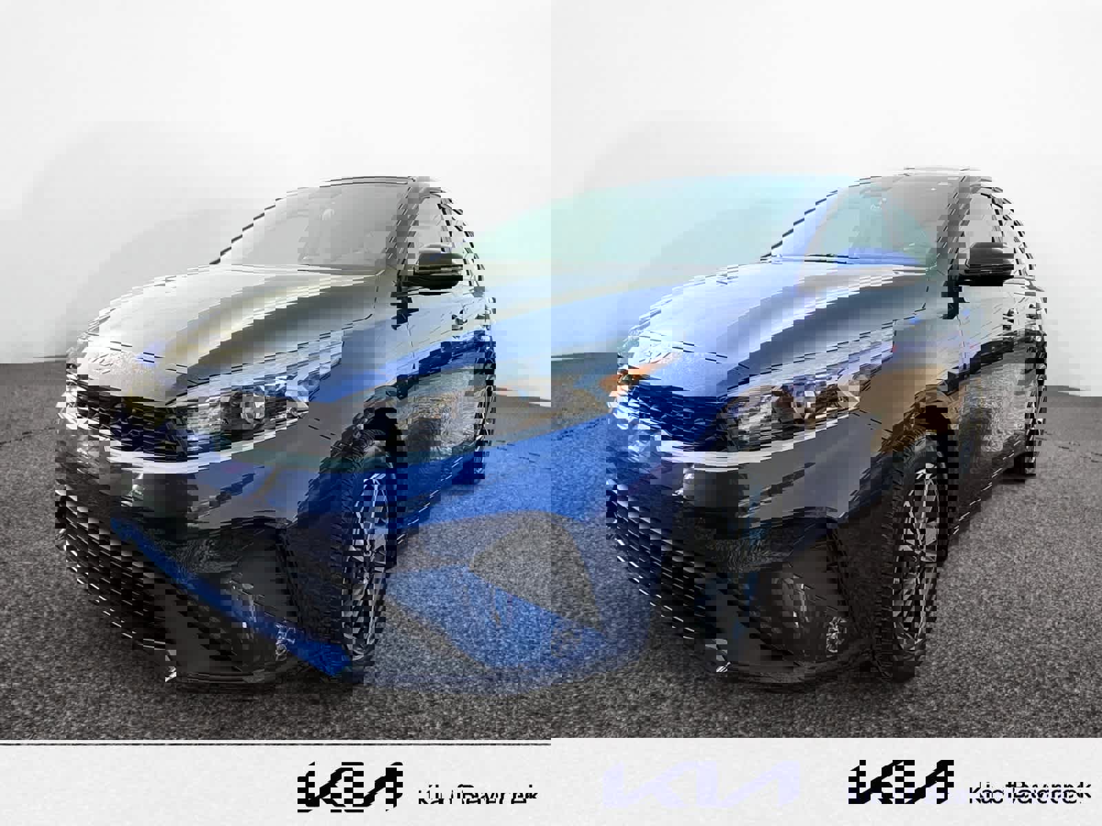 Used 2024 Kia Forte LXS w/ LXS Technology Package image 1