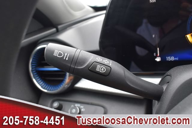 Certified 2025 Chevrolet Trax LT FWD image 27