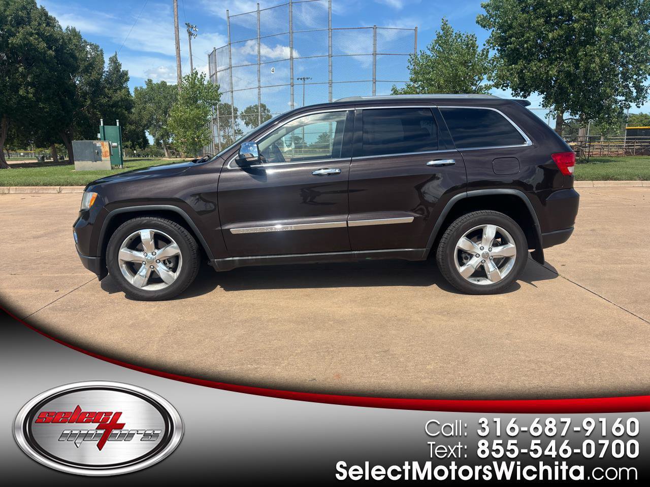 Used 2011 Jeep Grand Cherokee Overland Summit AWD/4WD image 1