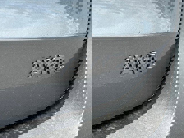 New 2025 Nissan Kicks SV image 15