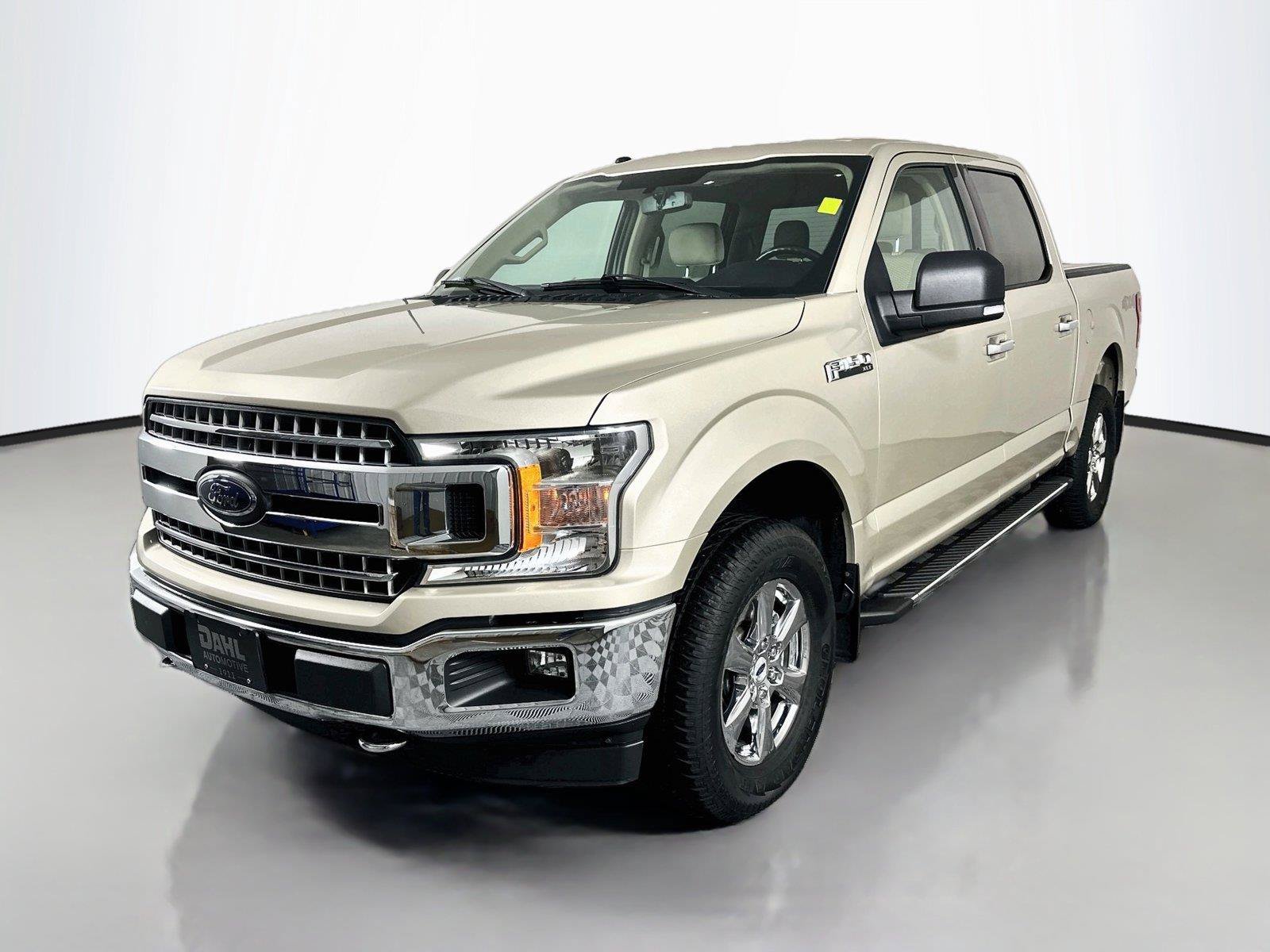 Used 2018 Ford F150 XLT w/ Equipment Group 302A Luxury AWD/4WD image 4