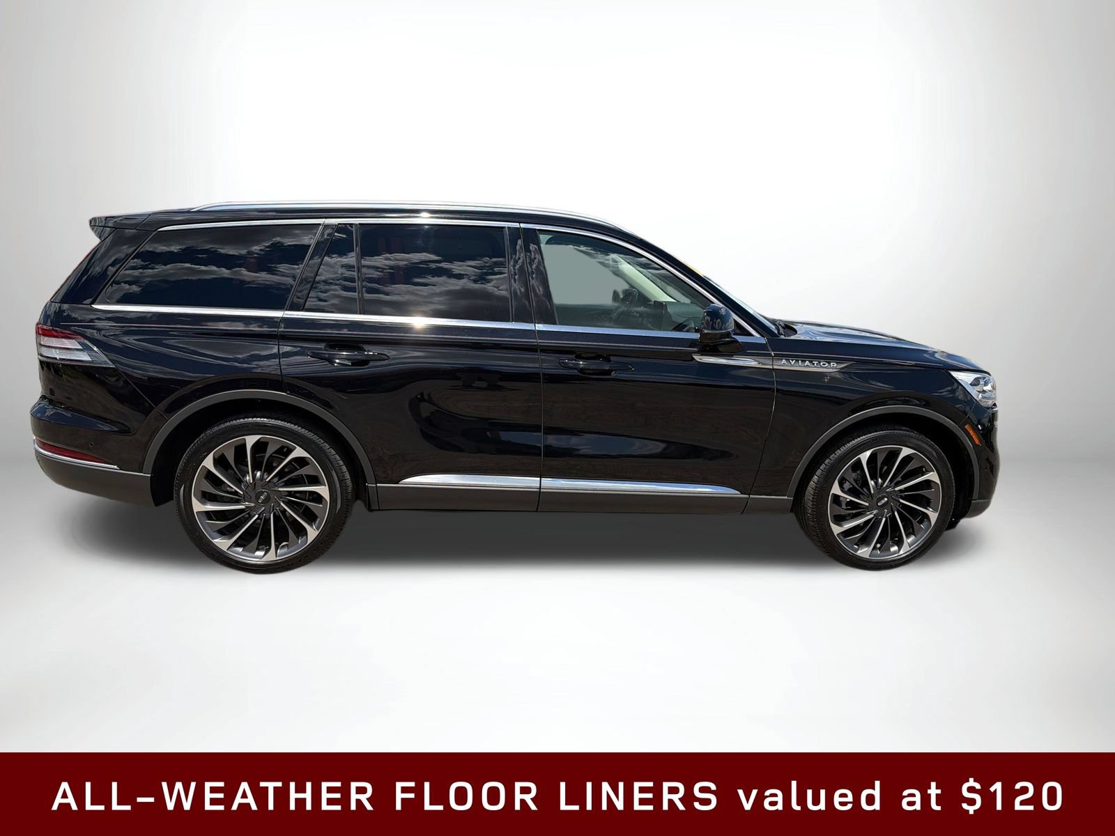 Used 2020 Lincoln Aviator Reserve w/ Equipment Group 202A AWD/4WD image 8