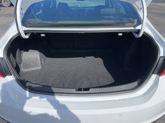 Used 2024 Chevrolet Malibu LS image 7