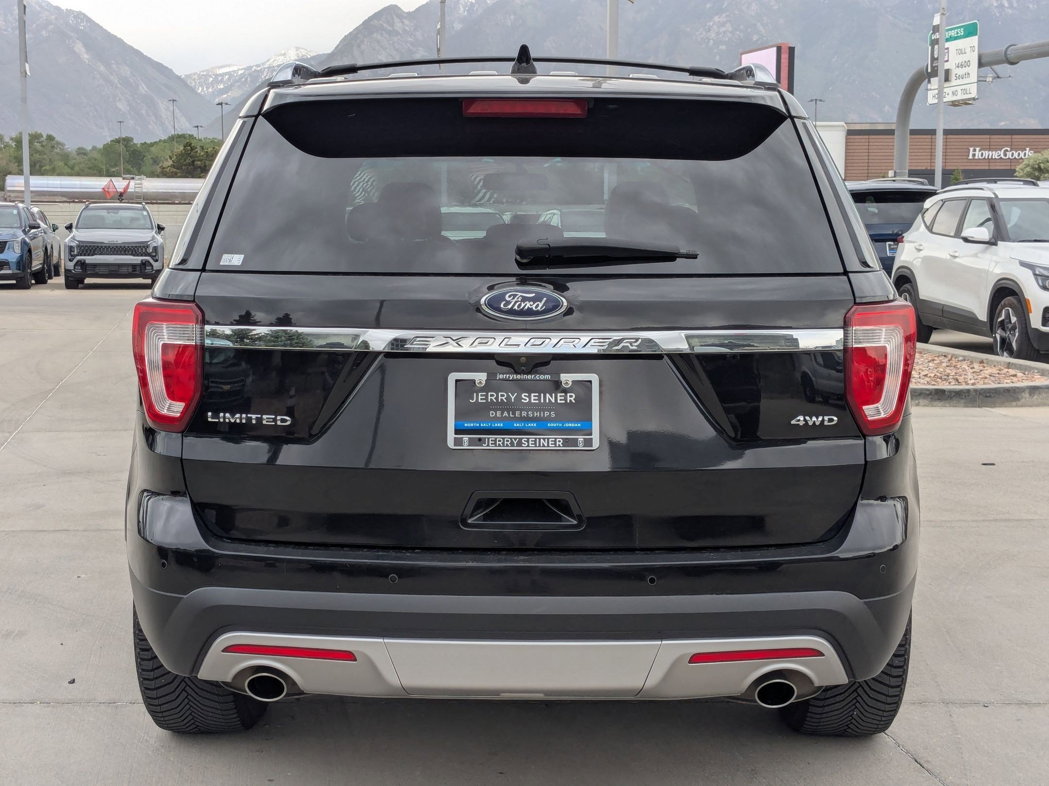 Used 2016 Ford Explorer Limited AWD/4WD image 4