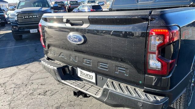 Used 2024 Ford Ranger Lariat w/ FX4 Off-Road Package AWD/4WD image 19