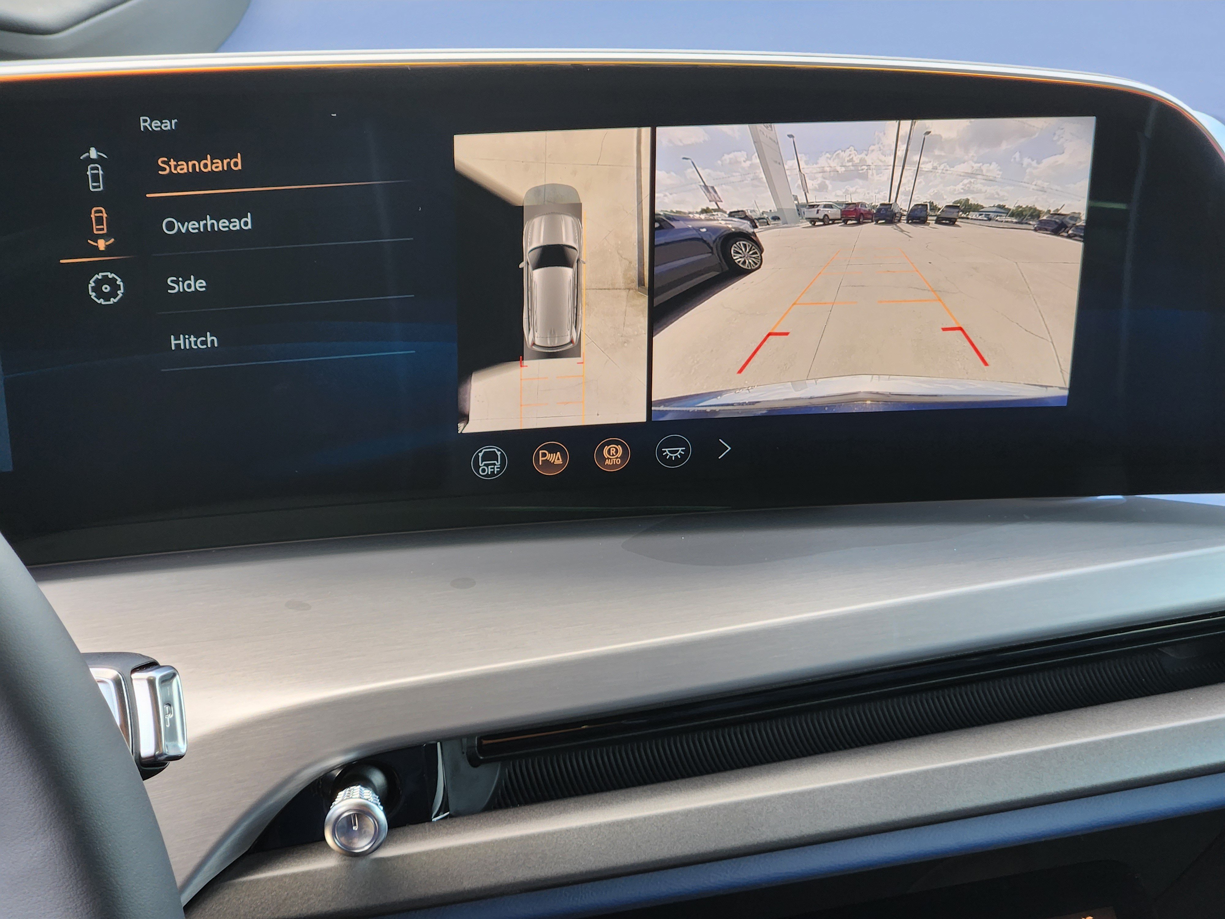 New 2026 Cadillac Vistiq Premium Luxury AWD/4WD image 28