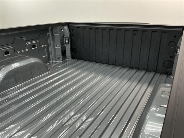New 2026 GMC Sierra 1500 SLE w/ Preferred Package AWD/4WD image 24