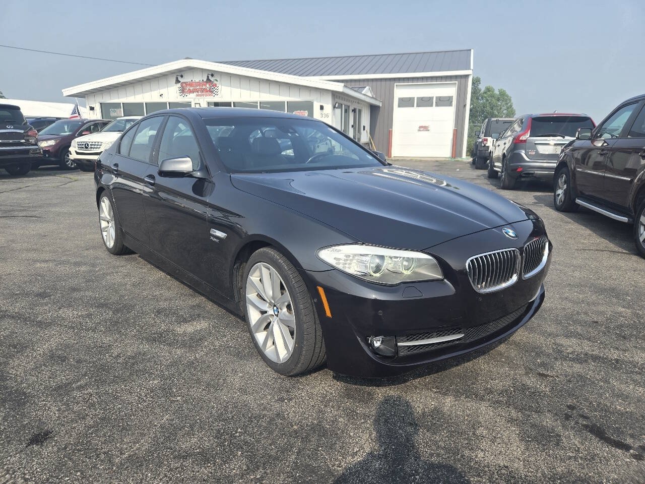 Used 2012 BMW 535i xDrive Sedan AWD/4WD image 4
