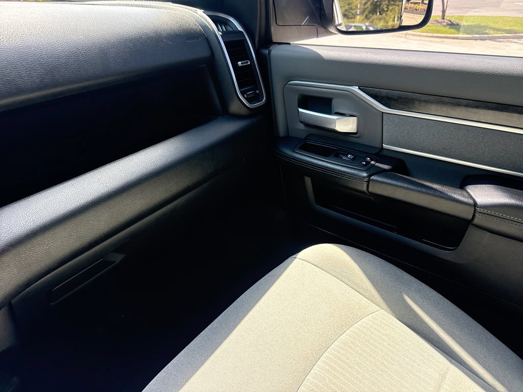 Used 2021 RAM 2500 Big Horn AWD/4WD image 17