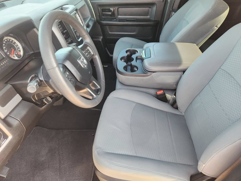 Used 2019 RAM 1500 Tradesman w/ Chrome Plus Package RWD image 15