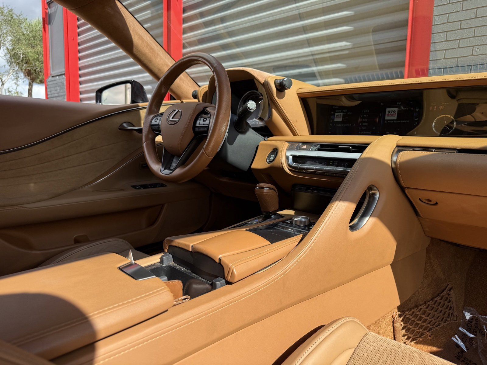 Used 2018 Lexus LC 500 Coupe image 17