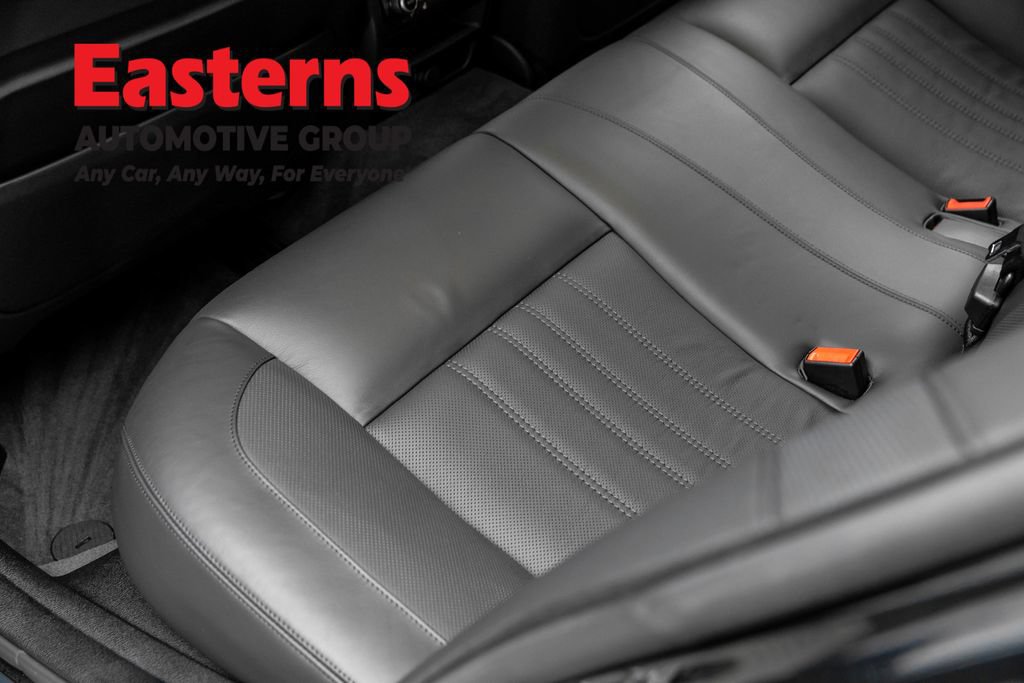 Used 2015 BMW M5 RWD image 35