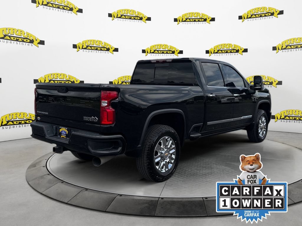 Used 2024 Chevrolet Silverado 2500 High Country w/ Technology Package AWD/4WD image 6
