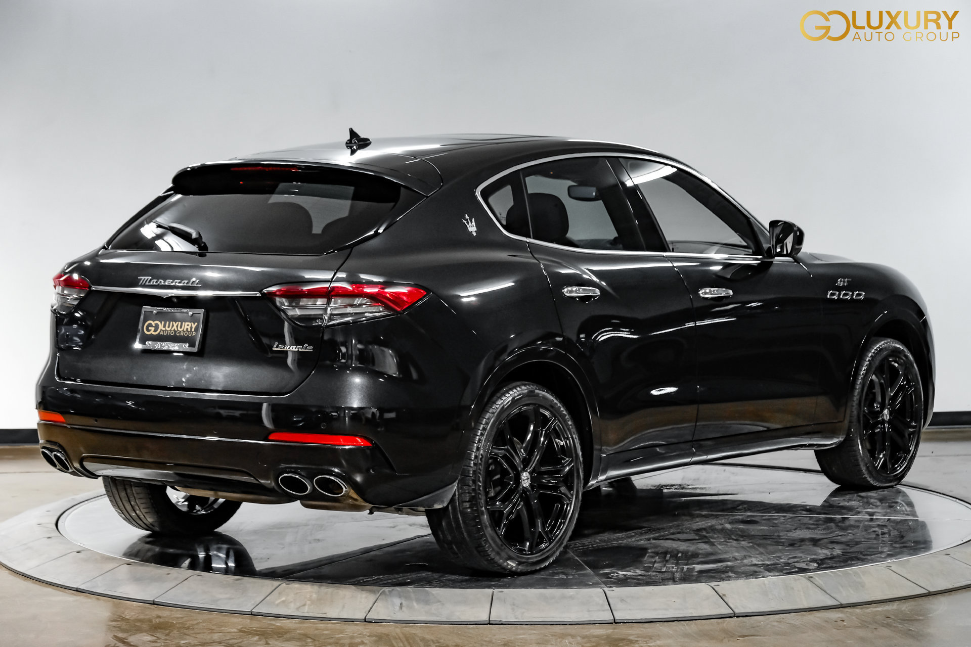 Used 2023 Maserati Levante GT AWD/4WD image 10