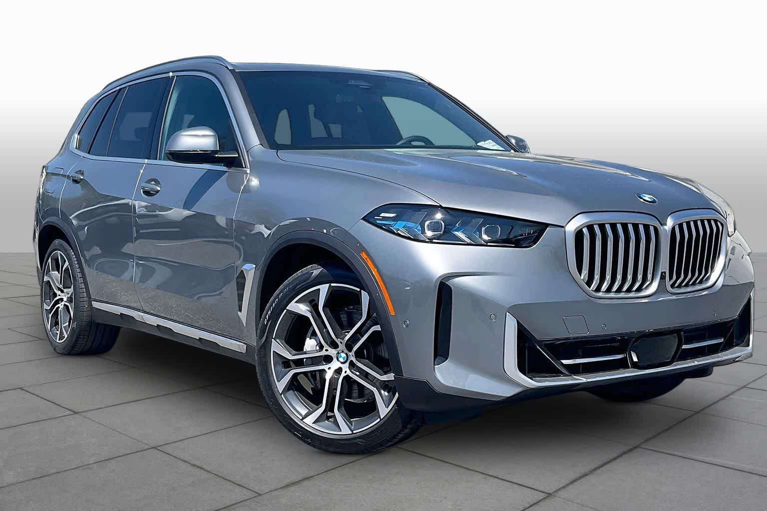Used 2026 BMW X5 xDrive40i AWD/4WD image 2
