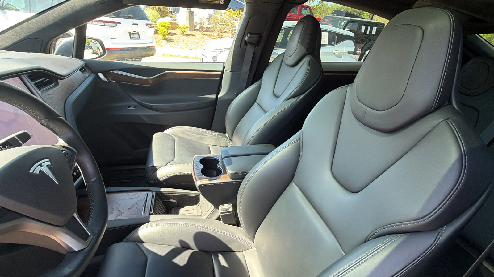 Used 2019 Tesla Model X Long Range image 17